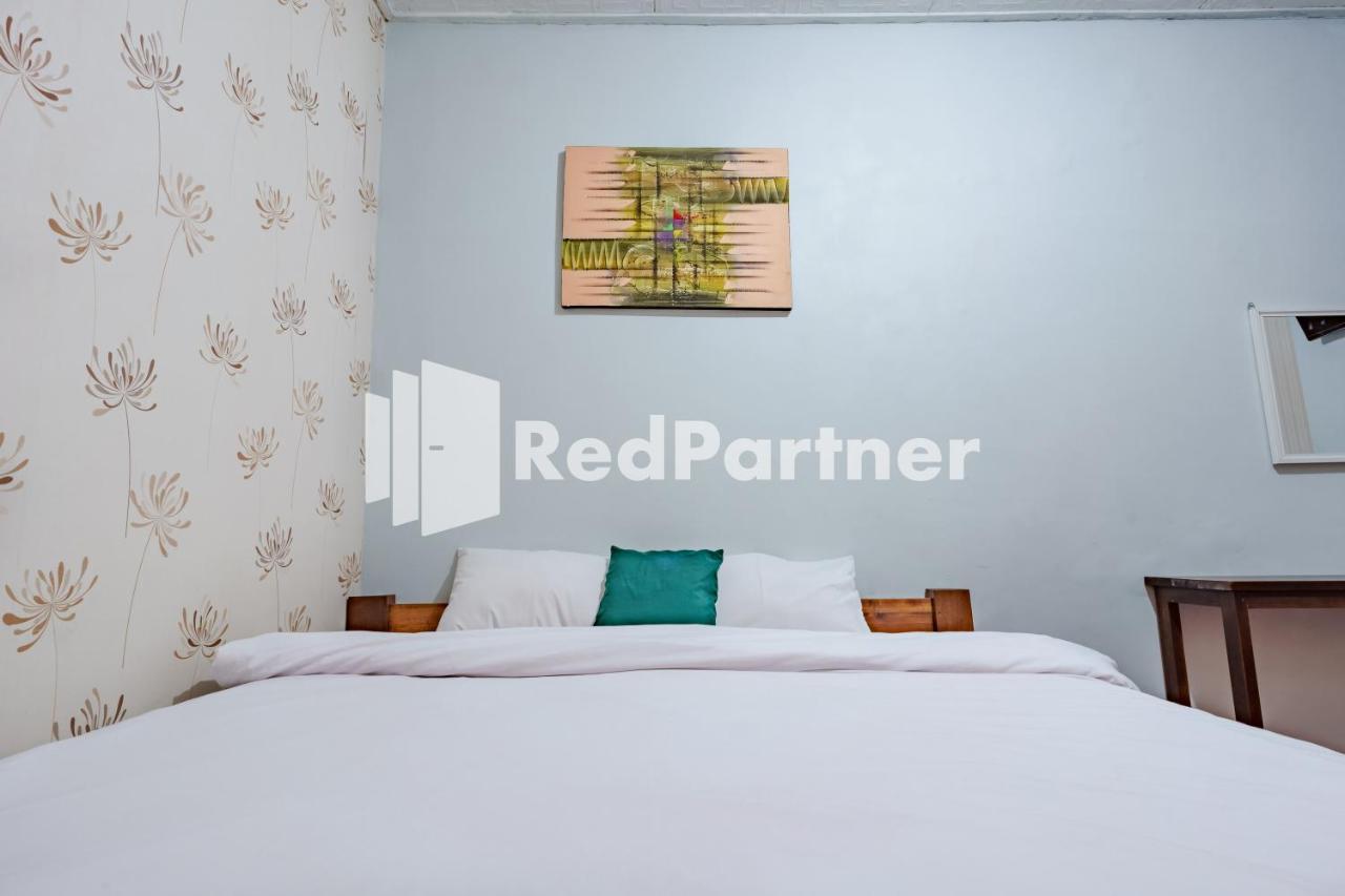 Nafisa Homestay Syariah Near Jatim Park 3 Batu Mitra Reddoorz Malang Exterior photo